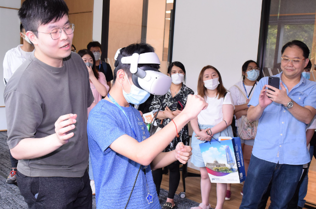 新盛集团参加复旦大学国家卓越工程师学院成立大会(图1) 新盛集团参加复旦大学国家卓越工程师学院成立大会(图1)