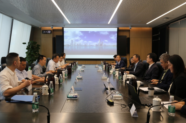 深交所副总经理李袁辉到访新盛娱乐集团(图1)